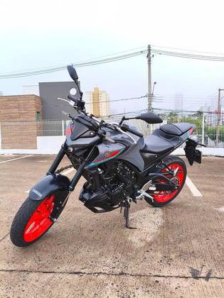 YAMAHA MT-03 ABS YAMAHA MT-03 ABS